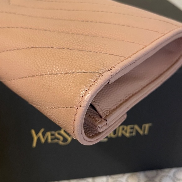 Yves Saint Laurent Blush Pink Leather Wallet - Picture 5 of 15